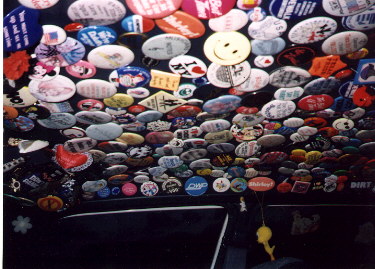 Buttons on ceiling, 45K