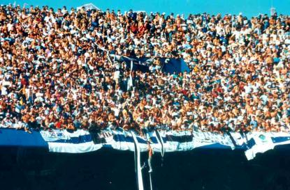 El Lobo en los Jardines del Estadio