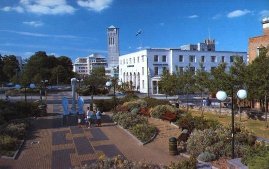 extraplymouth.jpg - 45269 Bytes