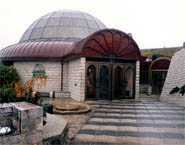 plydome2.jpg - 12536 Bytes