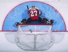 Ron Hextall stretches