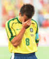 dunga_chorando.jpg (19479 bytes)