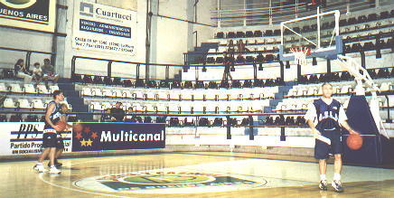 Precalentamiento antes del partido ante Lanus