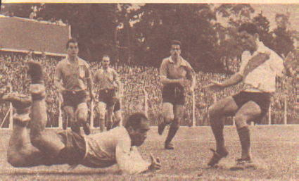 GIMNASIA 1958 : Carlos Minoian