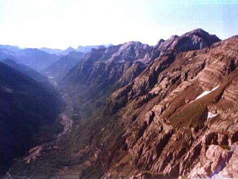 Desde el Balc&oacute;n de Pineta, a nuestros pies todo el valle