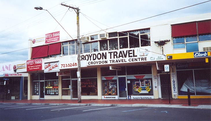 Croydon Travel Centre - Copyright BBB 5apr99 - JPEG image 730x420, decoded size (Bytes):99054