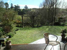 from porch85.jpg (88748 bytes)