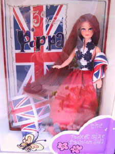 Britania Pippa created by Tracy Farrant in celebration of Pippa's 30th Birthday.  Donated by Julieanne, won by Carie who is worried, worried about Pippa-addiction!