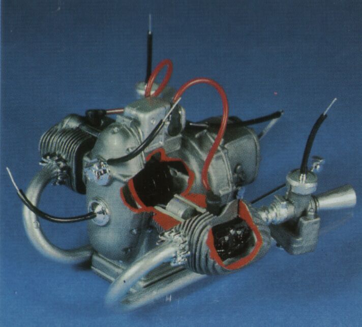 mit beweglichem Motor