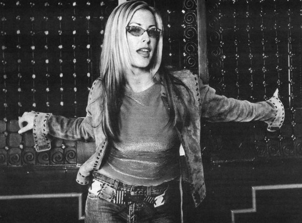 anastacia30.jpg