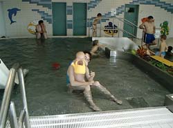 schwimmbad.04.10.02-13