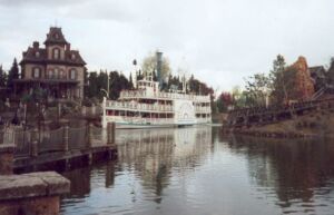 Dampfschiff im Frontierland