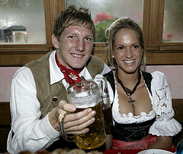 Bastian mit seiner Freundin Daniela