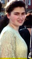 Nelia mit 16