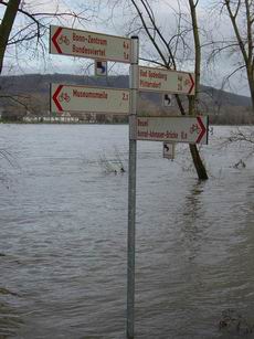 Wege im Wasser