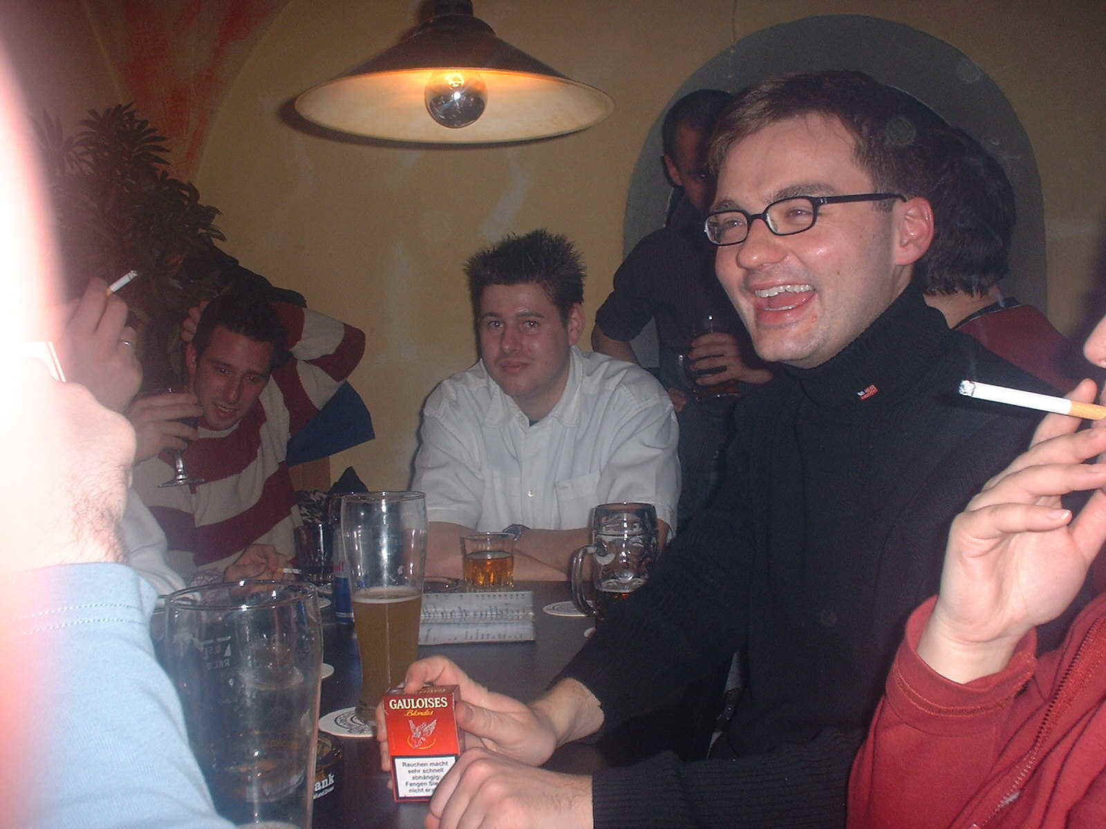 32.jpg (140374 bytes)