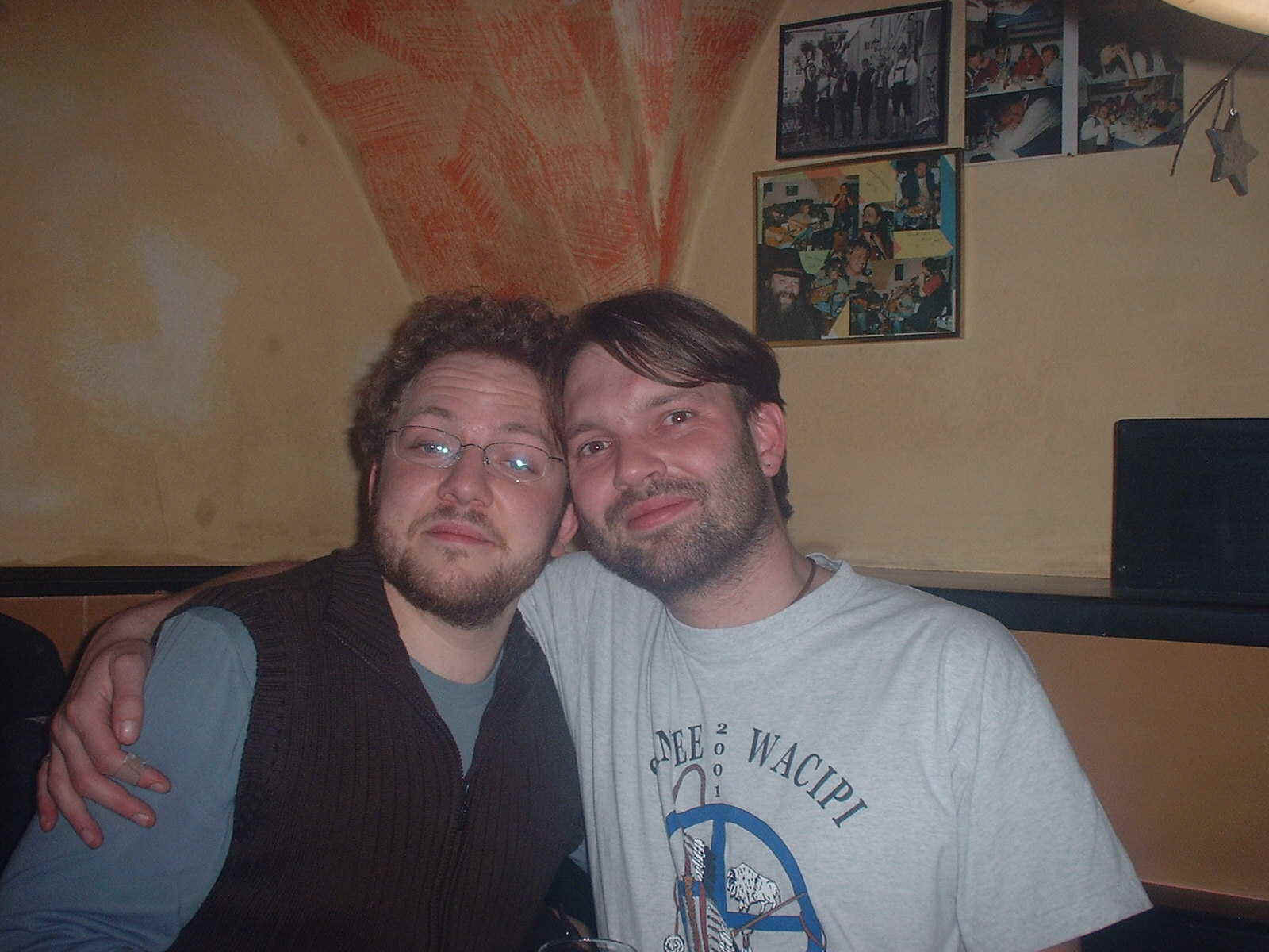 35.jpg (136511 bytes)