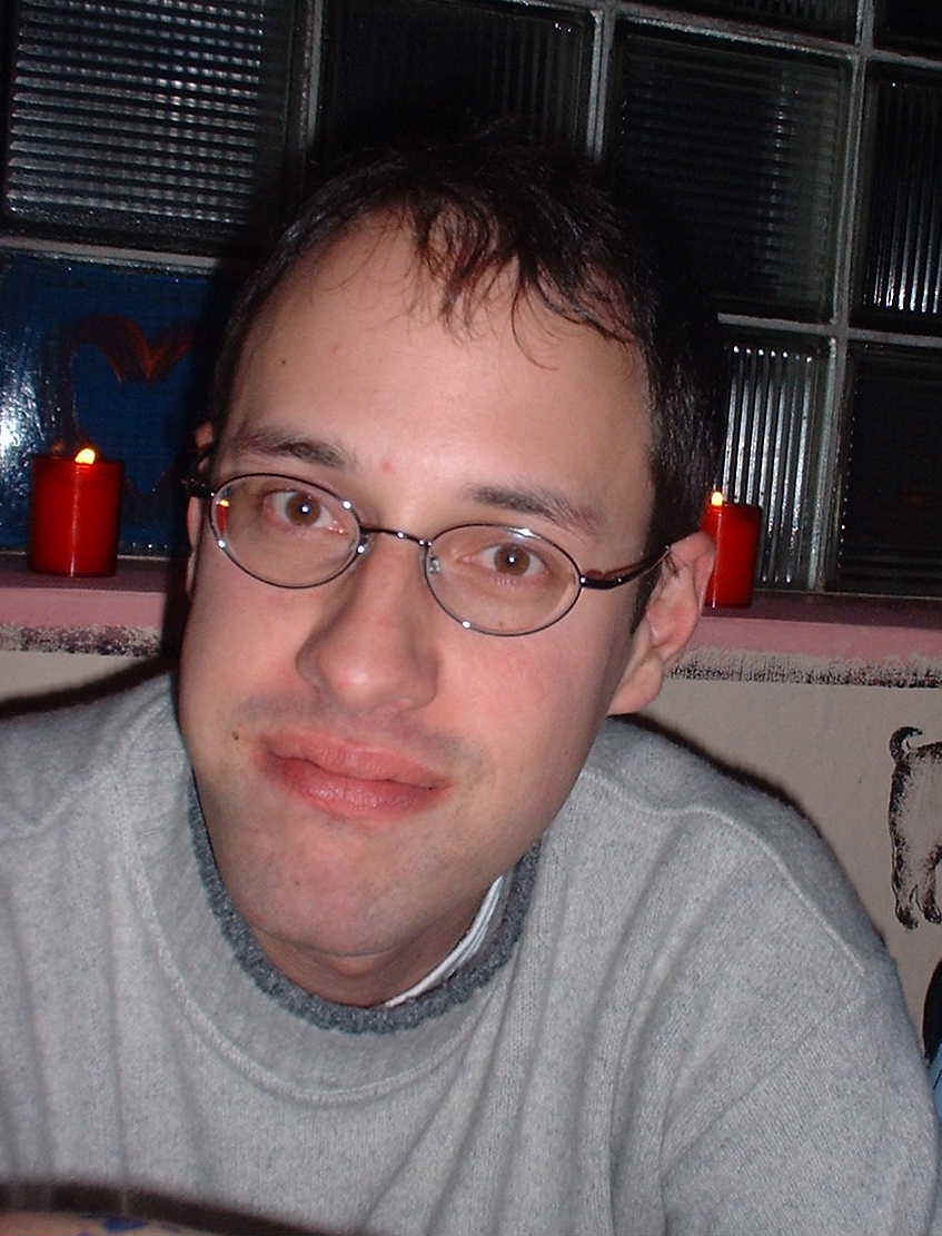 S06.jpg (90289 bytes)