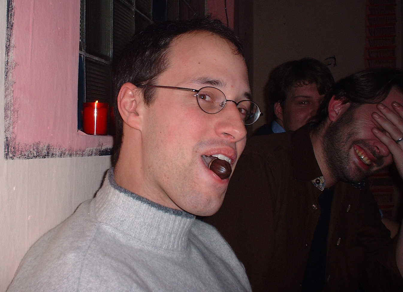 S19.jpg (90570 bytes)