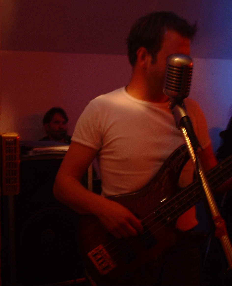 S53.jpg (53631 bytes)