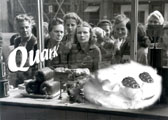 Quark im Schaufenster