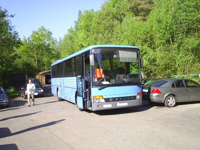 Bus