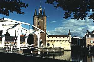 zuidhavenpoort.jpg (13228 bytes)