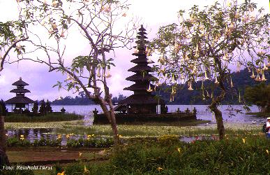 Tempelanlage am Lake Batur