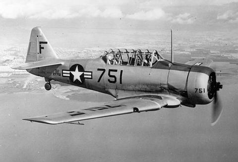 SNJ-4
