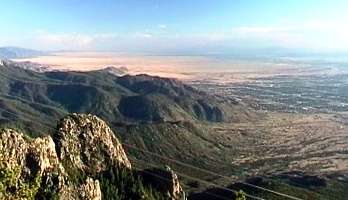 Sandia Mountains: Blick in die trockene Steppe des n�chsten Tages