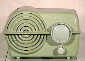 Crosley, green, 1951