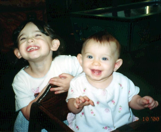 Ariana and Serena in August 2000