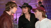 pic of Jon, Richie & Rob Thomas (Matchbox 20) at Willie Nelson show