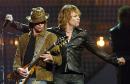 Jon & Richie performing at MTV Europe Awards 2002