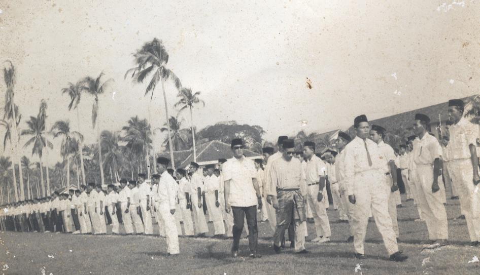 01.jpg (22647 bytes)
