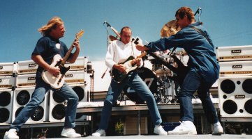 Quo!