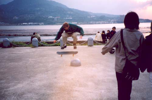 12_NovDec2002