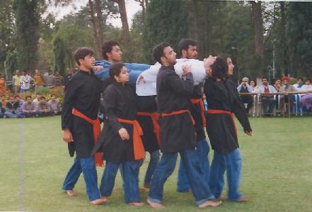 juloos5.jpg (24242 bytes)