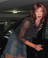 misc_joy_50.jpg -- Black Gilttery Top & Car