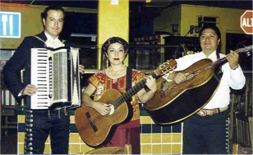 Trio Quetzal.jpg 36k
CONTRATACIONES