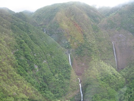 waterfallsthelongestontheislandfalls3000ft.jpg
