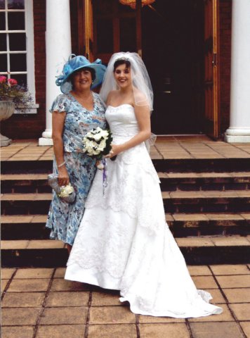 bride_mom.jpg