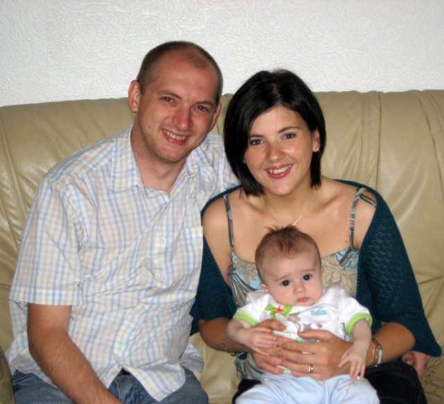 aunty_emma_uncle_steve_10wks.jpg