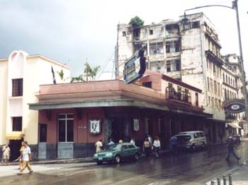 hemingways_bar_havanna