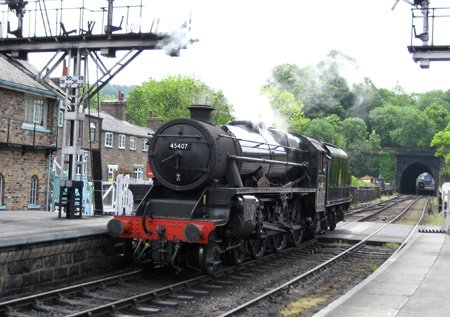 blackfiveatgrosmontnorthyorkshiremoorssteamrailway.jpg