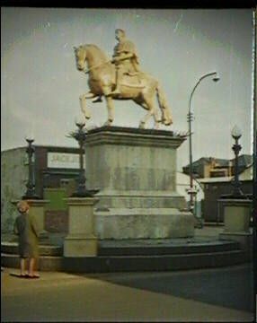 King 'Billy'--bronze statue--Lowgate