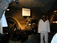 tn_IMG_0065.JPG (200x150; 7354 bytes)