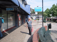 Elizabeth in the street