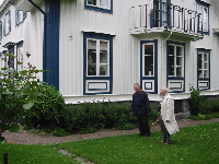 Bertil points out his bedroom