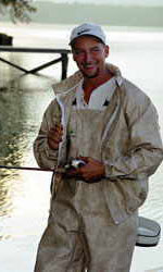 Pro Angler suit feature bib pants